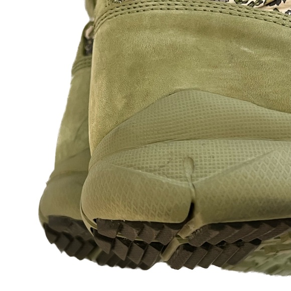 Nike Field Boots Floral Size 9.5 Green 476684-300 Trainers 8" Tall - Picture 7 of 10